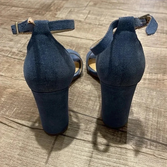 Ivanka Trump - Klover Sandals - Blue Chambray Suede Block Heel - Size 9M - GUC!! - Picture 5 of 9